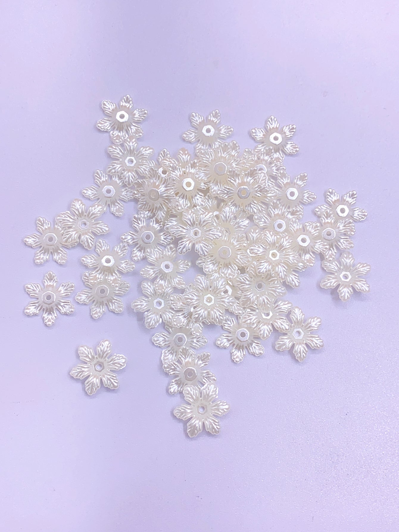 New simulation flower six petal flower straight hole Flat bottom patch pearl diy hair accessories small pearl