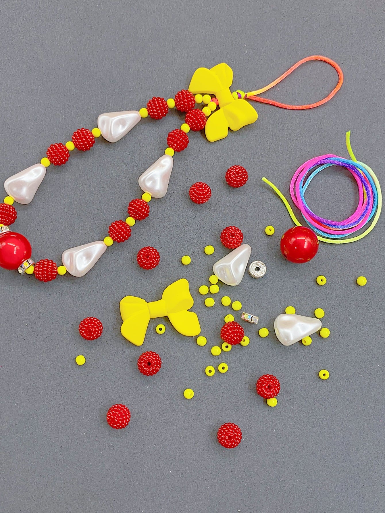 DIY acrylic magic loose bead bead handmade bag hanging mobile phone chain diy DIY a variety of car hanging loose bead material bag