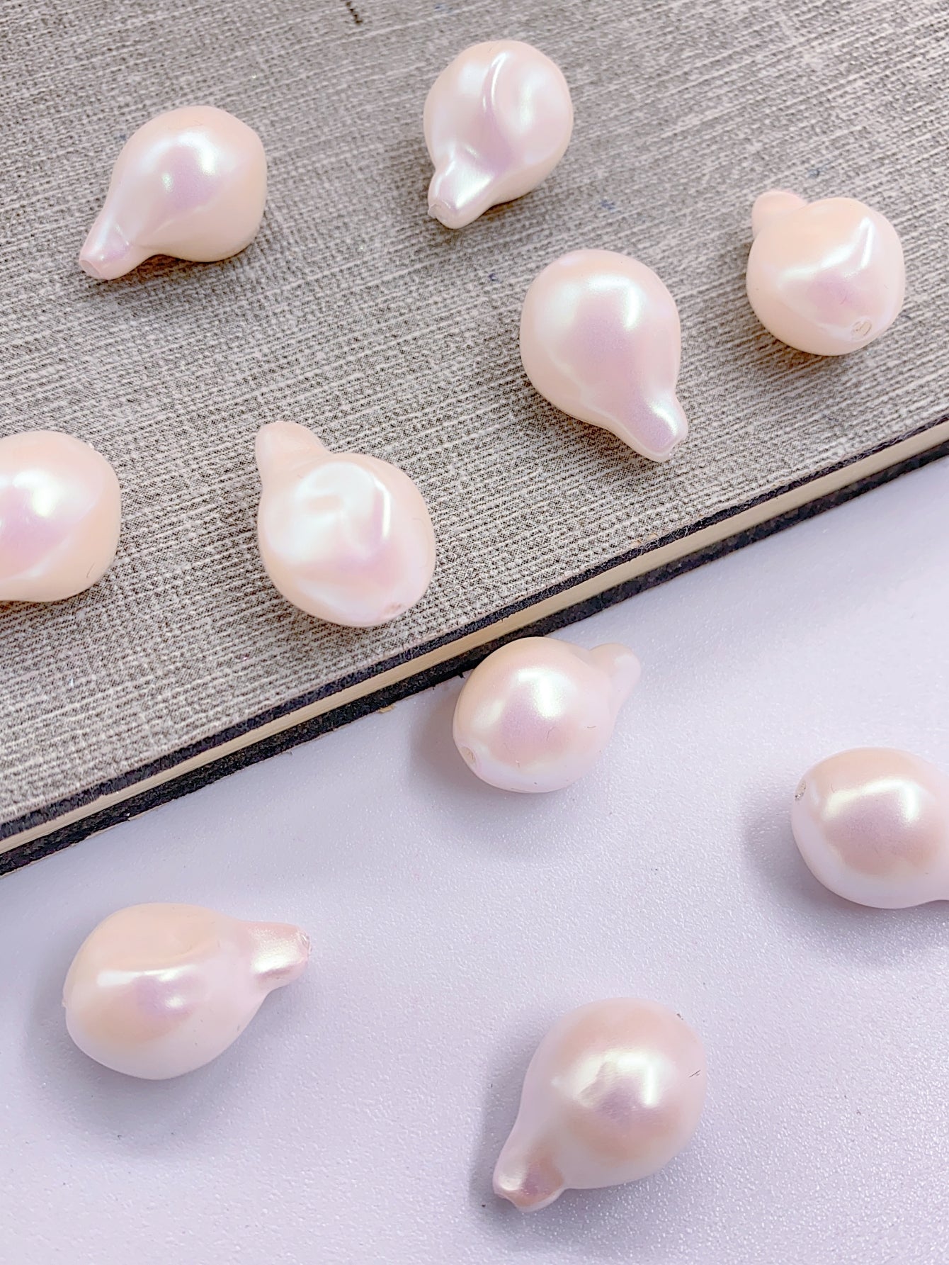 New high-end Mabel shaped straight hole hand-beaded diy accessories accessories Pearl clothing accessories